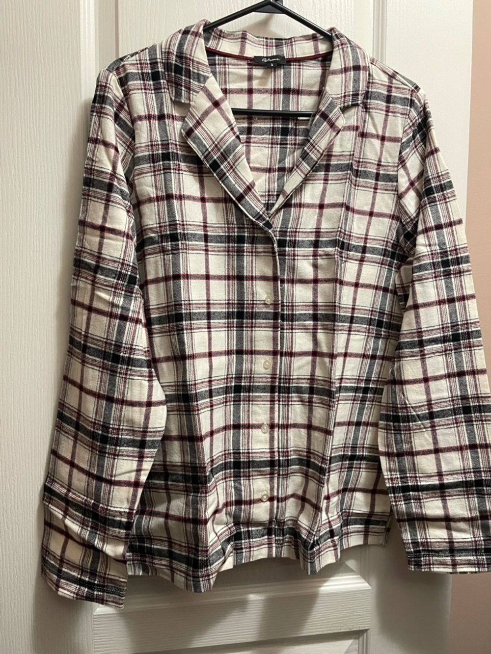 Reitmans Plaid Button-Up Shirt in Ivory with Black & Burgundy Stripes